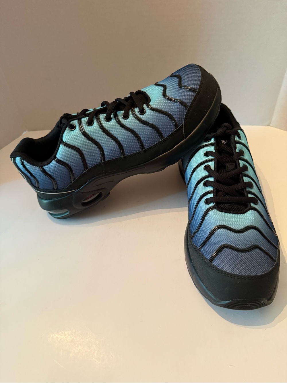 Larnmern SteelToe Blue/Black Work Sneakers New Men’s 10
